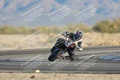 media/Dec-07-2025-CVMA (Sun) [[3e7d2de5dc]]/Race 18-Formula Twins-Formula 40 UL/